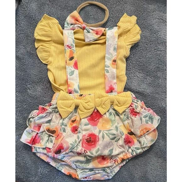 Baby Girl Floral Romper Short Sleeve Bodysuit Ruffled Bottom Size 12-18 Month B8 - Picture 1 of 5